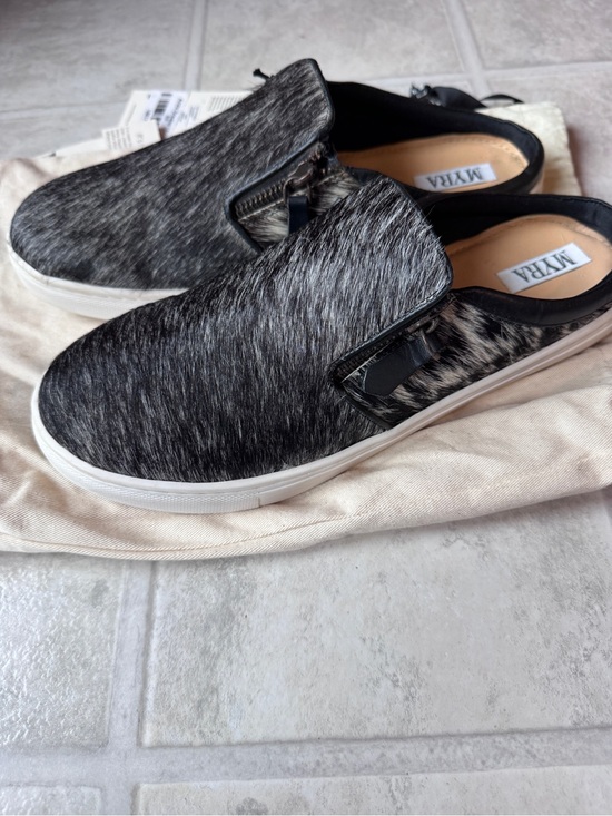 Myra Bag Shoes - Myra Slip-on Arctic Sneaker Women’s Size 10 Genuine Cowhide